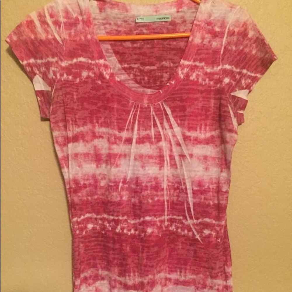 Maurice’s brand tee size M
